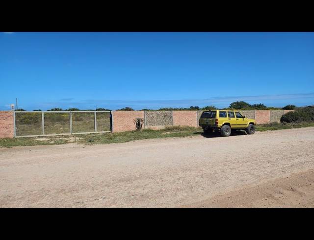 LAND FOR SALE IN PARADISE BEACH